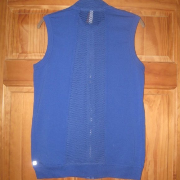 Fabletics Blue Hooded Zip Up Vest w/Mesh Back and Matching Crop Jogger Sweats - Picture 4 of 6